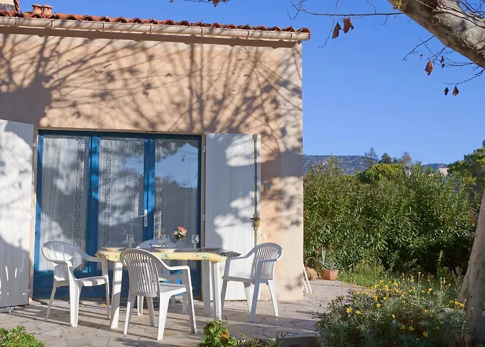 Prázdninový dům Holiday Home Le Domaine D'Azur-1 By Interhome Le Lavandou