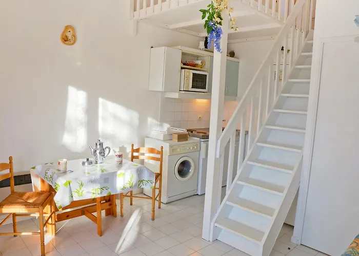 Semesterbostad Holiday Home Le Domaine D'Azur-1 By Interhome